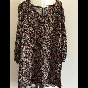 Old navy long sleeved dress